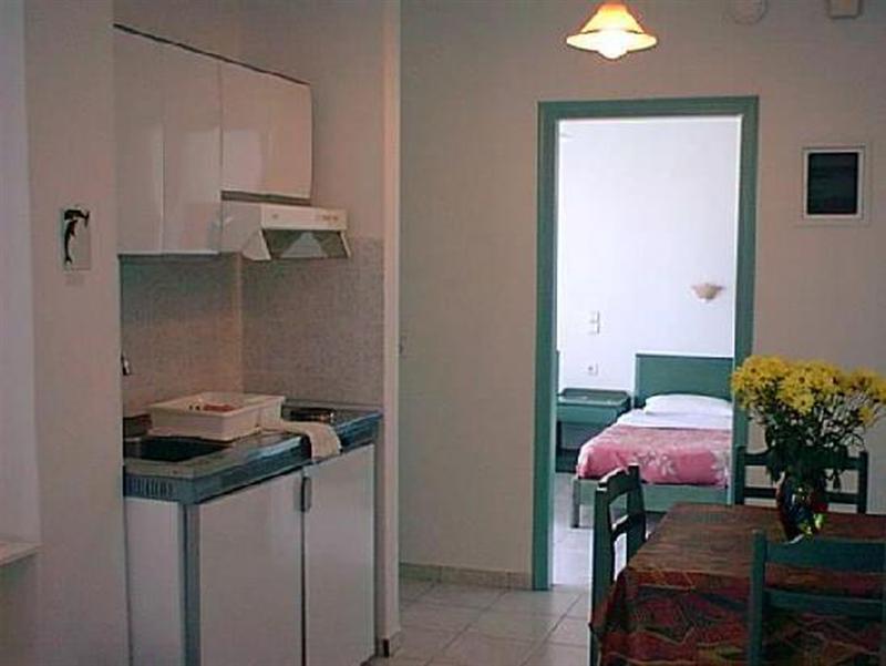 Bousoulas Apartments อายิโอสนิโกลาโอส ภายนอก รูปภาพ